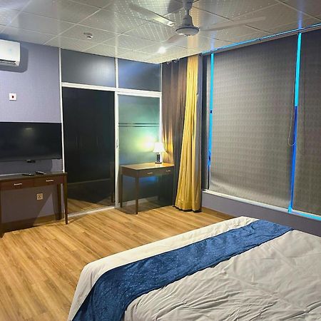 Luxury Apartment In Dha Phase 8, Near Allama Iqbal International Airport Lahaur Zewnętrze zdjęcie