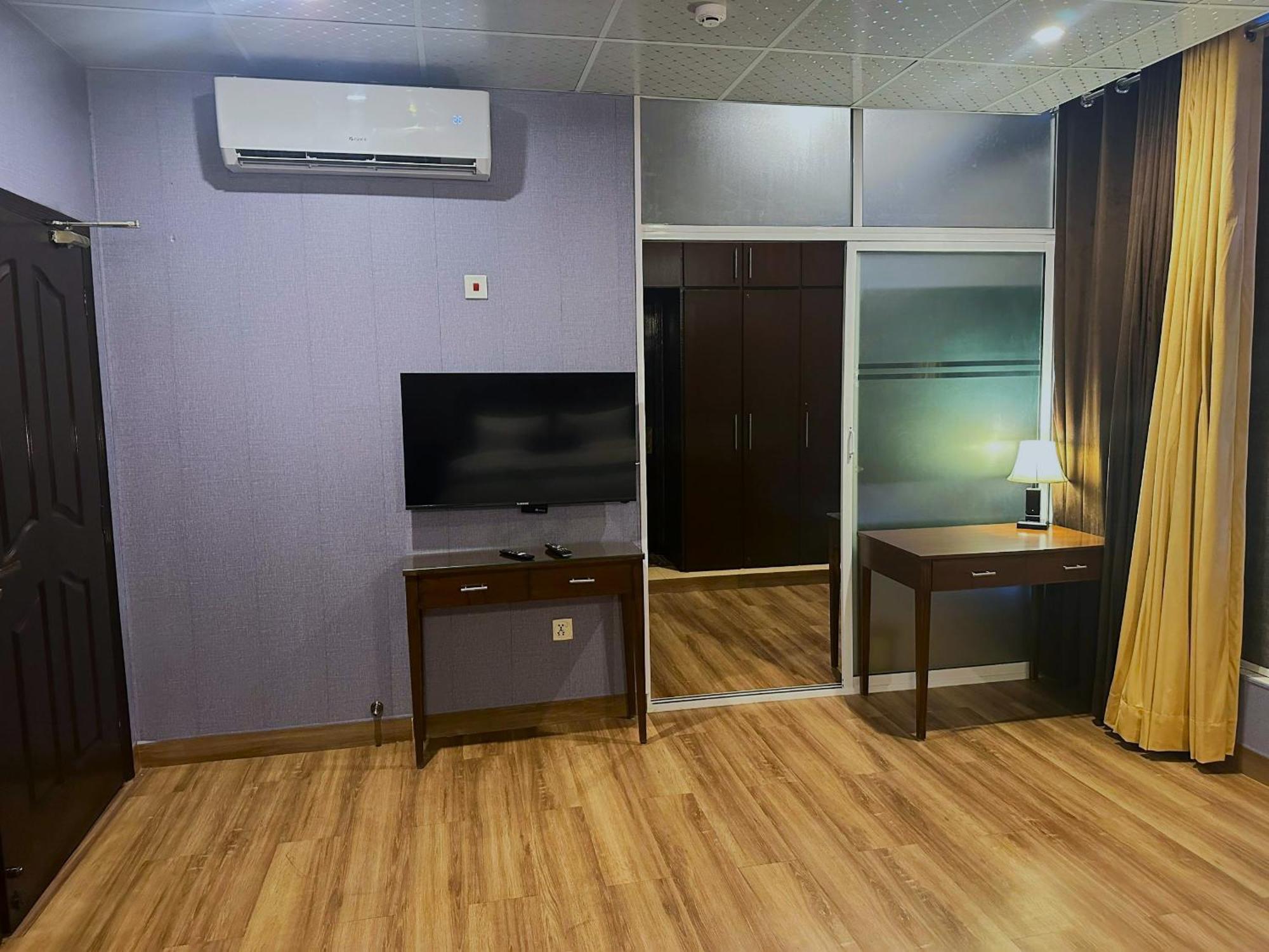 Luxury Apartment In Dha Phase 8, Near Allama Iqbal International Airport Lahaur Zewnętrze zdjęcie